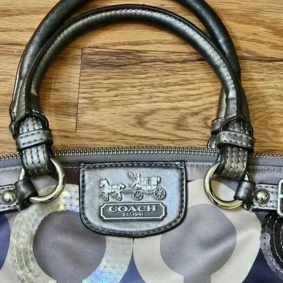 Coach Circle and Sequin Bag EUC - Picture 3 of 13